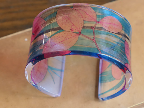 Vintage and Preloved Blue and Pink Leaf Acrylic Bangle