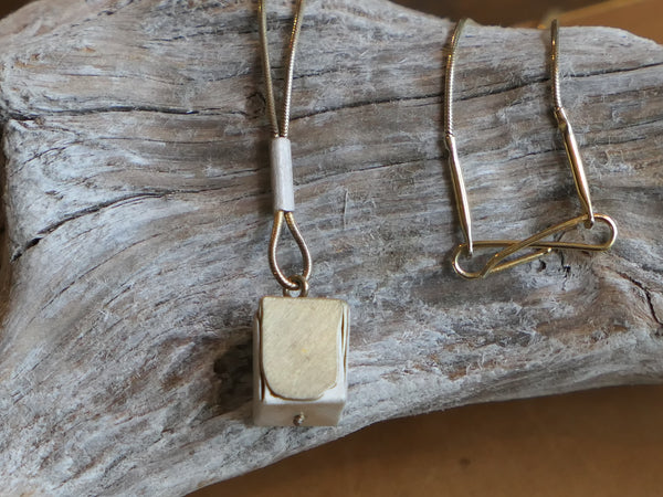 Vintage and Preloved Gold Plated and White Silver Cube Necklace