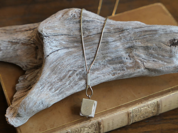 Vintage and Preloved Gold Plated and White Silver Cube Necklace