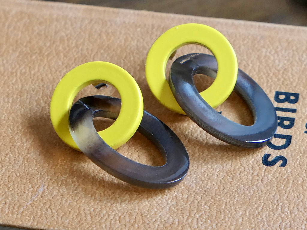 Small Buffalo Horn Link Earrings - Yellow