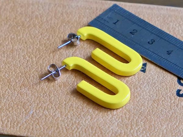 Oblong Horn Hoop Yellow