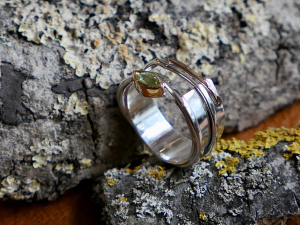 Misu Ring with Peridot