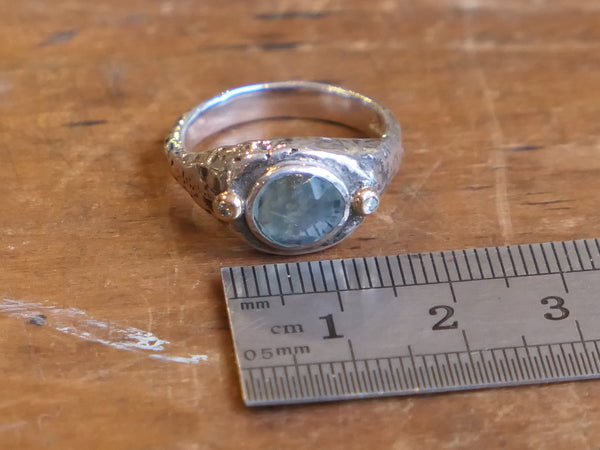 Prehnite and Yellow Diamond Ring