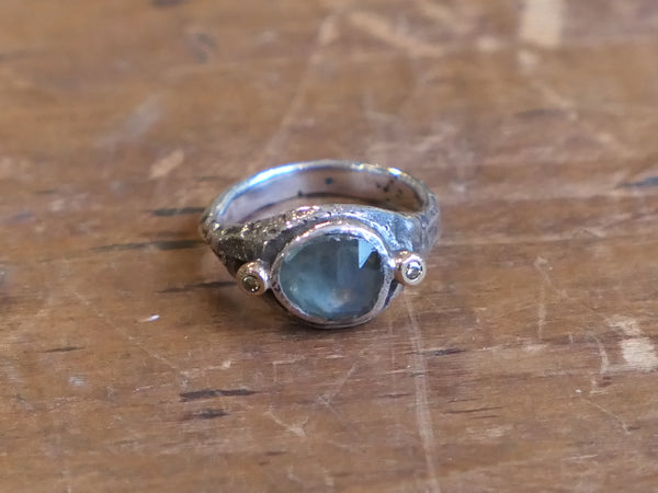 Prehnite and Yellow Diamond Ring