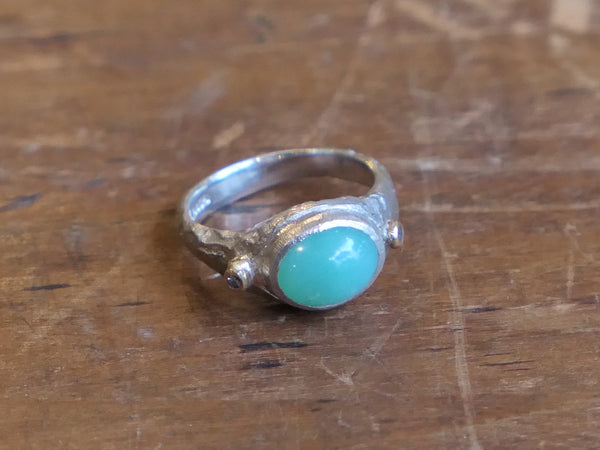 Chrysoprase and Diamond Ring