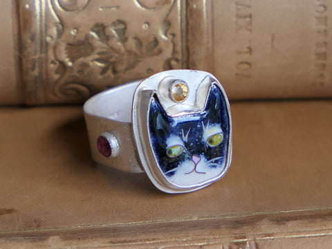Black and White Cat Ring