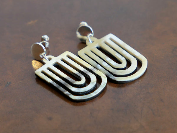 Black Natural Horn Cut-Out Chandelier Drop Earrings