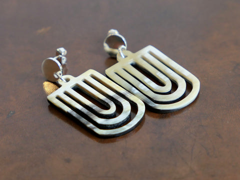 Black Natural Horn Cut-Out Chandelier Drop Earrings
