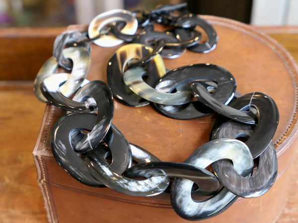 Black Natural Horn Large Oval Link Necklace