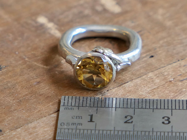 Queen Bee Ring