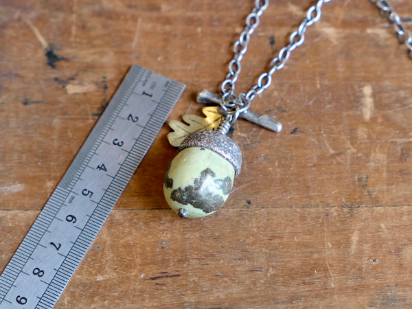 Large Acorn Pendant with Serpentine Acorn and Brass Oak Leaf