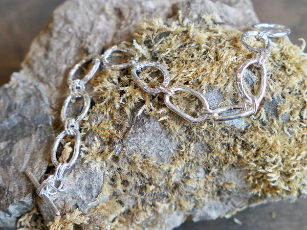 Men An Tol Textured Silver Bracelet