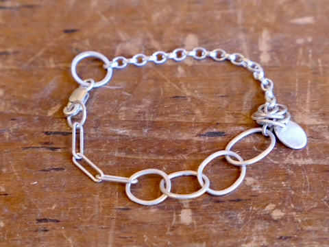 It's a Loopy Bracelet