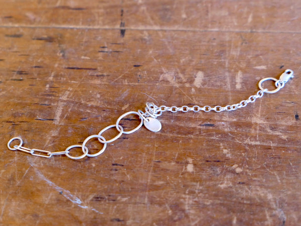 It's a Loopy Bracelet