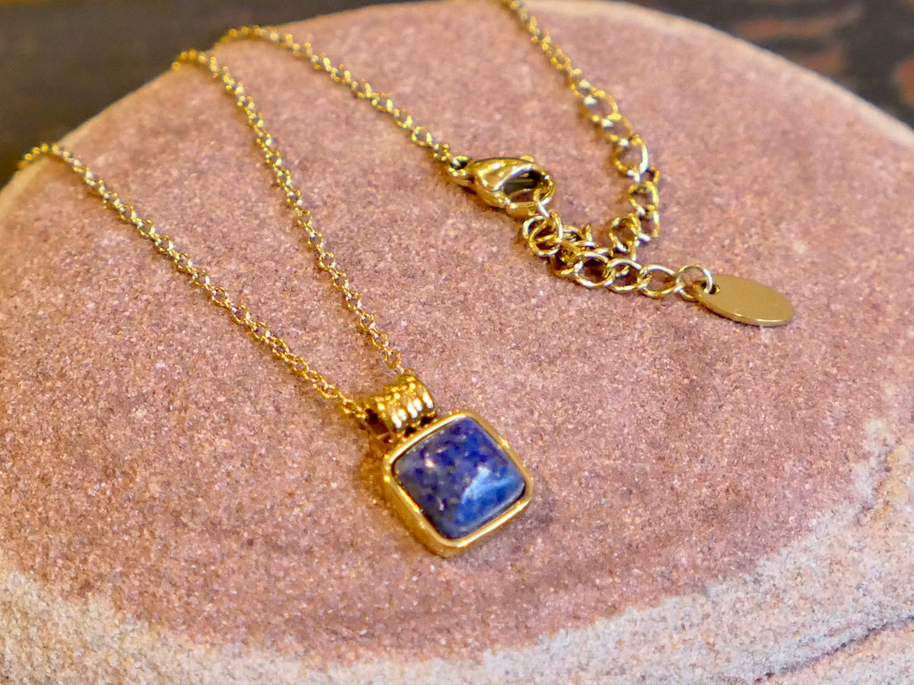 Dainty Lapis Lazuli Pendant