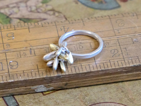 10 Pompom Ring Silver and Brass