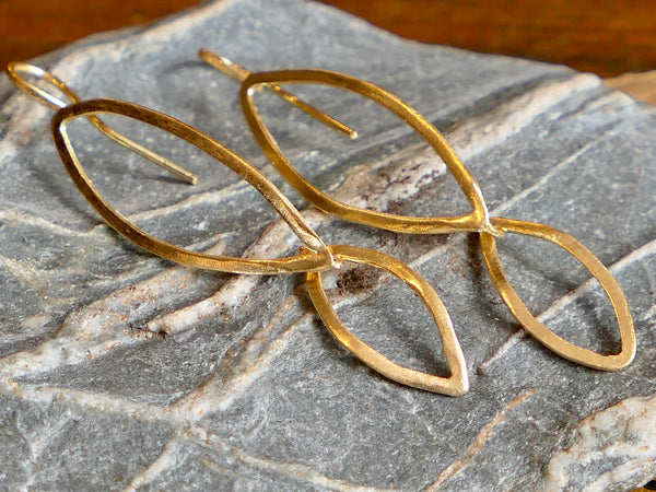 Interlinked Leaf Drop Earrings