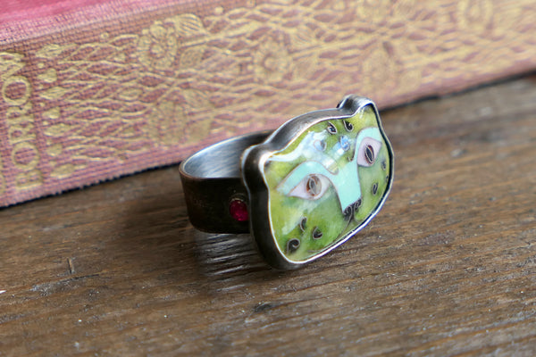 Green Jaguar Ring