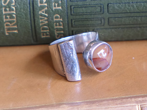 Vintage and Preloved Chunky Sterling Silver and Brown Agate Ring