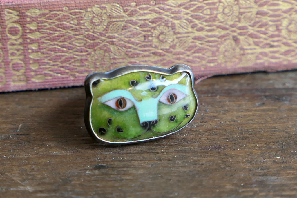 Green Jaguar Ring