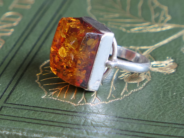Vintage and Preloved Sterling Silver and Amber Ring