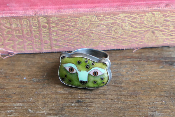 Green Jaguar Ring