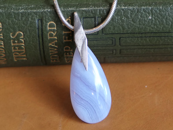 Vintage and Preloved Blue Lace Agate Pendant