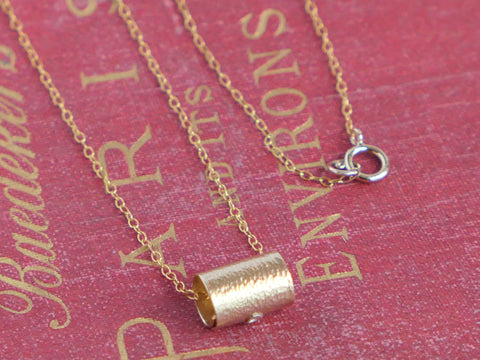 14ct Gold Filled Scroll Pendant and Chain.