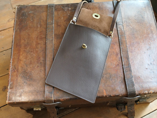 Flat Leather Crossbody Turnlock Bag