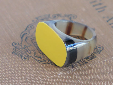 Oval Yellow Buffalo Horn Ring
