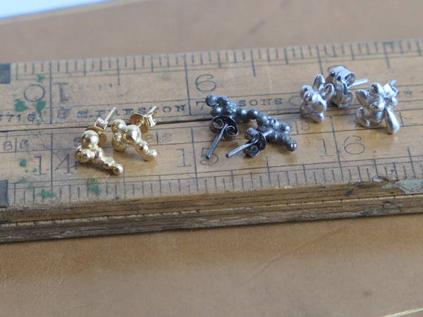 Granulated Studs