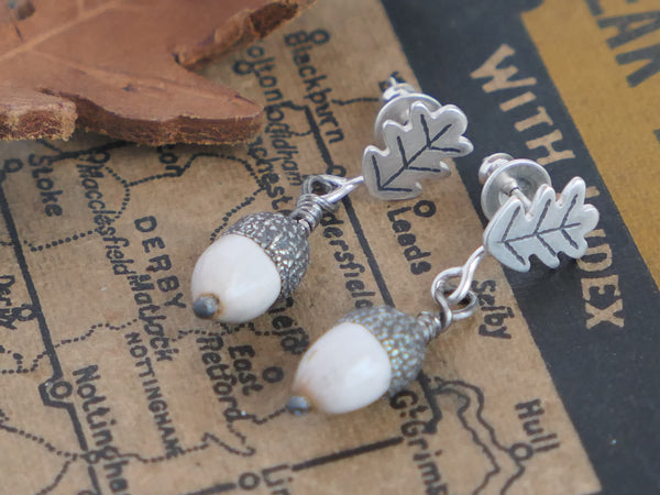 Oak Leaf Studs with Seed Pod Acorn Drop