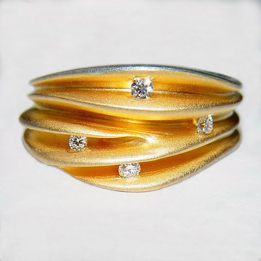 Silver and Diamond Multi-Trapped Ring